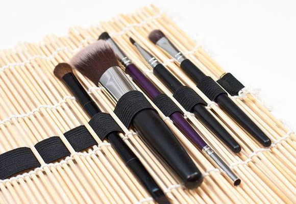 8 idee per organizzare i prodotti di make up - Makeupidee